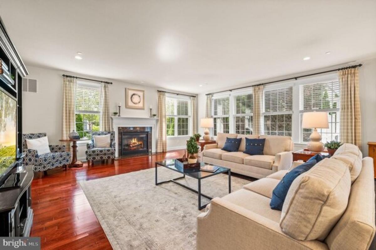 Picture of Home For Sale in Newtown Square, Pennsylvania, United States