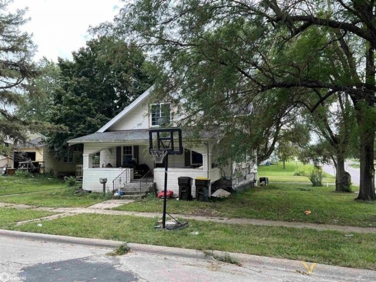 Picture of Home For Sale in Osceola, Iowa, United States