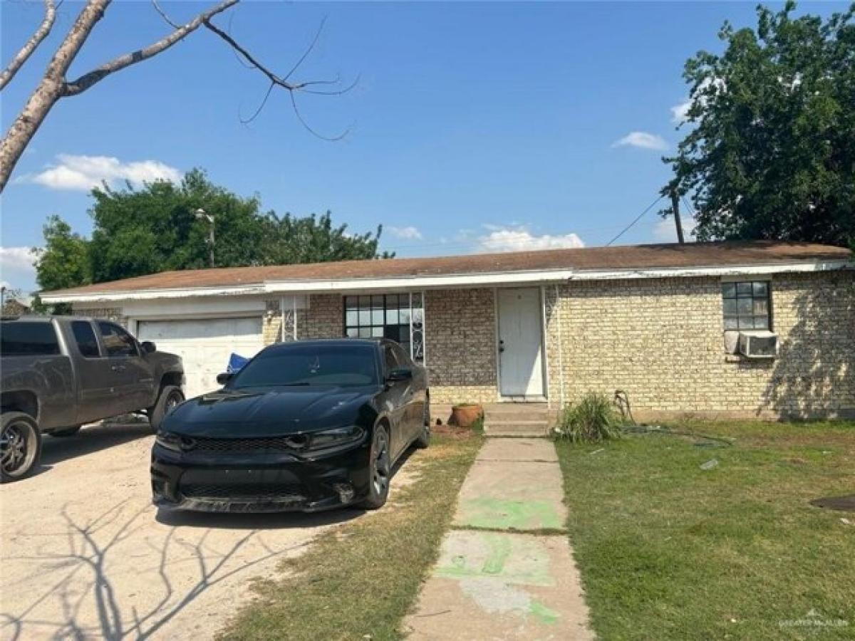 Picture of Home For Sale in Mercedes, Texas, United States