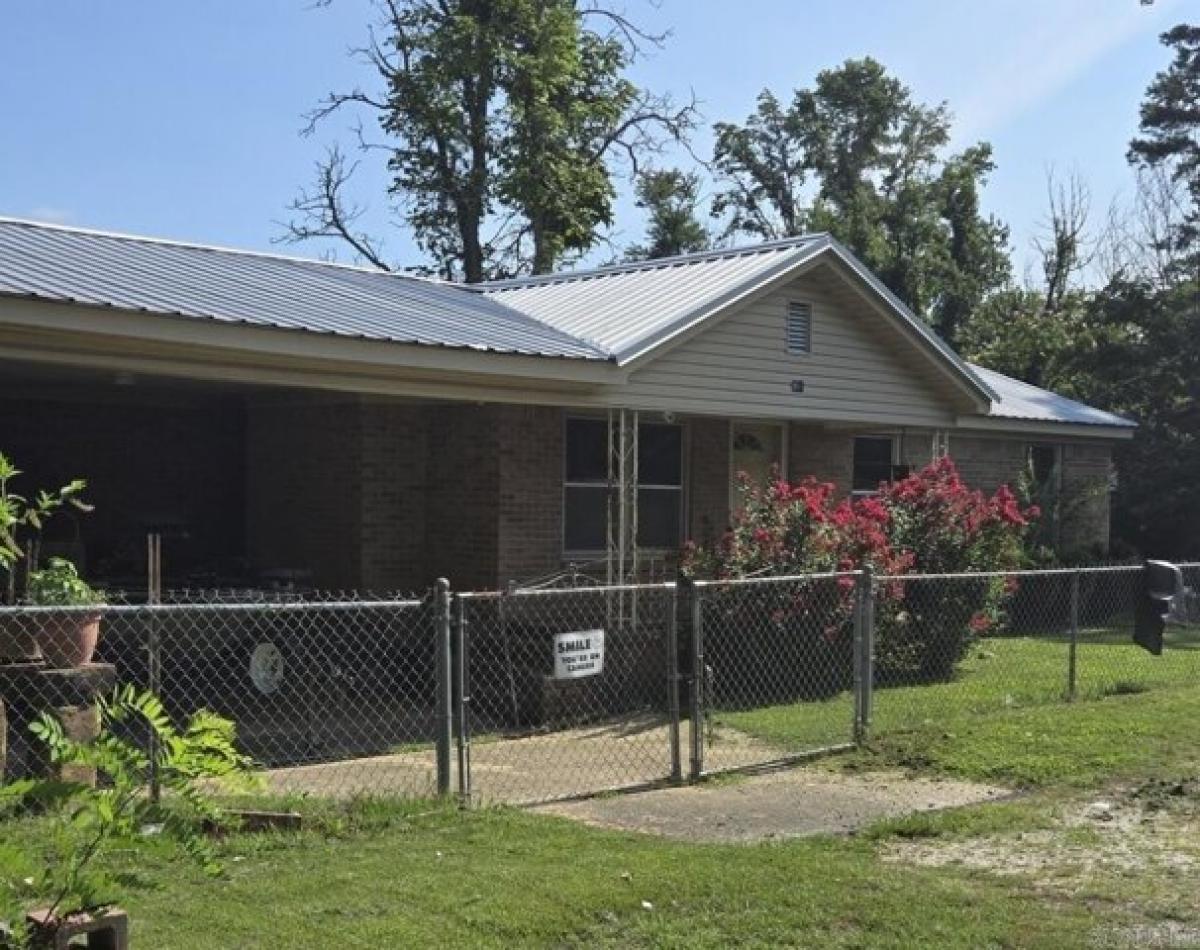 Picture of Home For Sale in Jessieville, Arkansas, United States