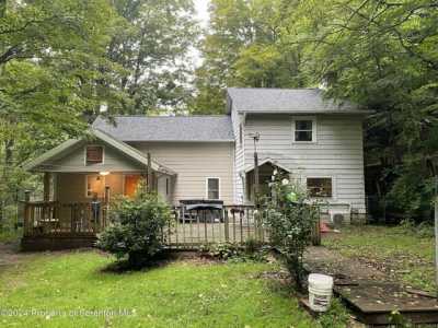 Home For Sale in Tunkhannock, Pennsylvania