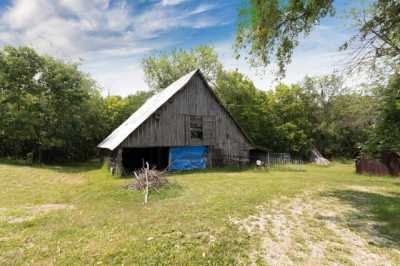 Home For Sale in Stoutsville, Missouri