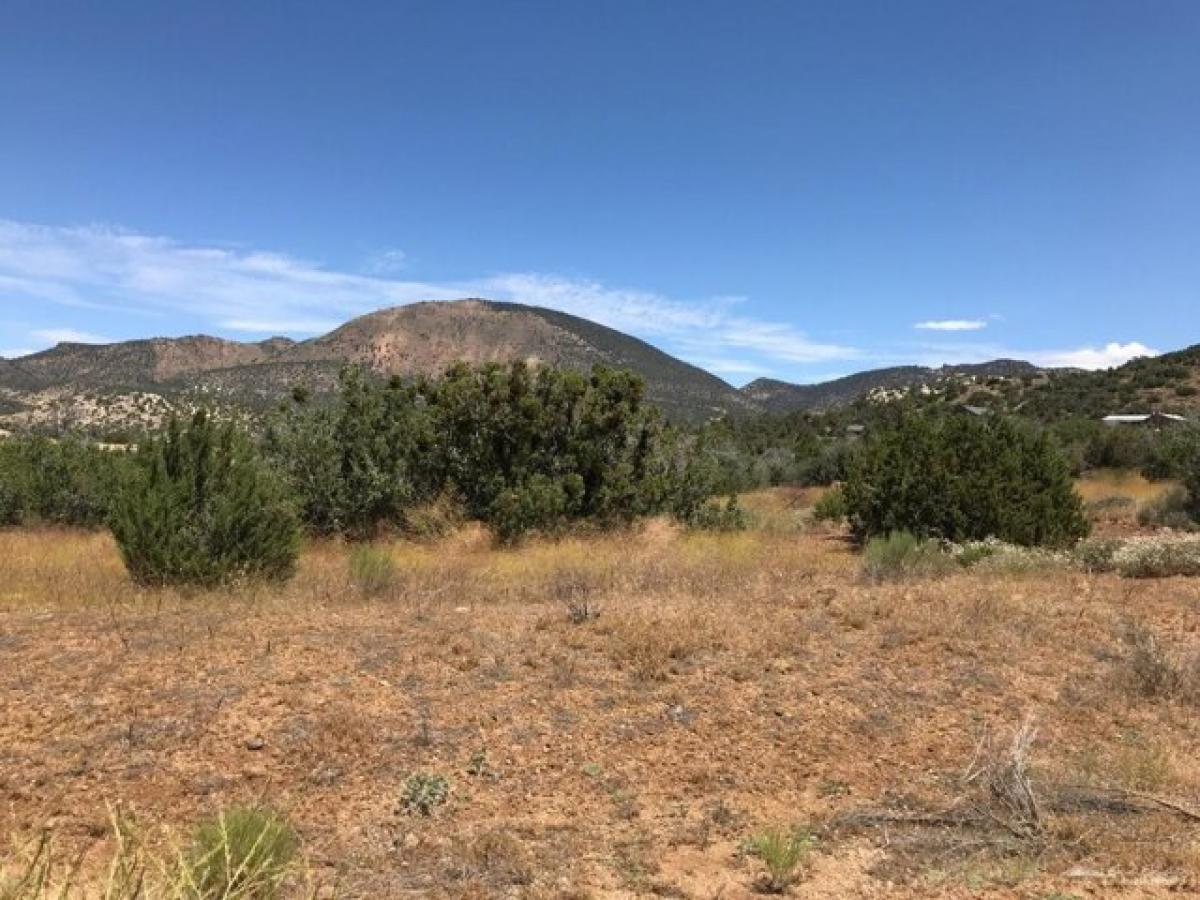 Picture of Residential Land For Sale in Tehachapi, California, United States