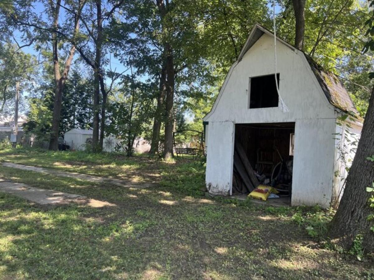 Picture of Residential Land For Sale in Delton, Michigan, United States