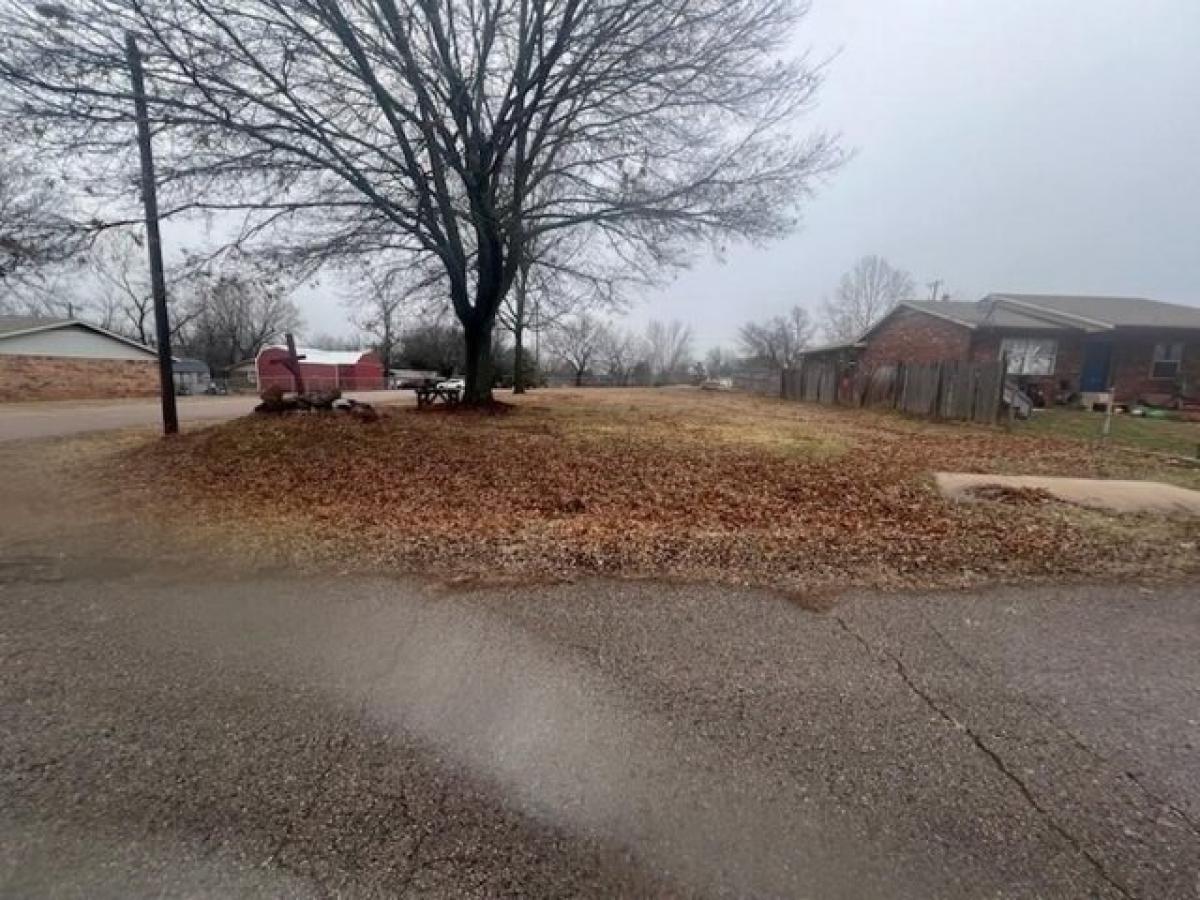 Picture of Residential Land For Rent in Asher, Oklahoma, United States