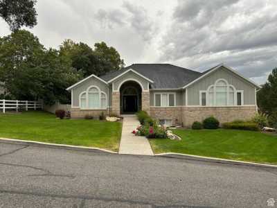 Home For Sale in Taylorsville, Utah