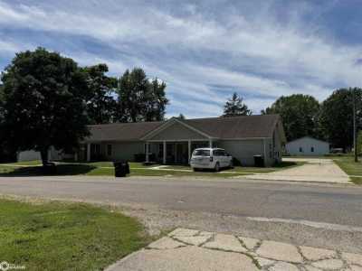 Home For Sale in Bonaparte, Iowa