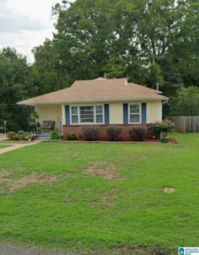 Home For Sale in Hueytown, Alabama