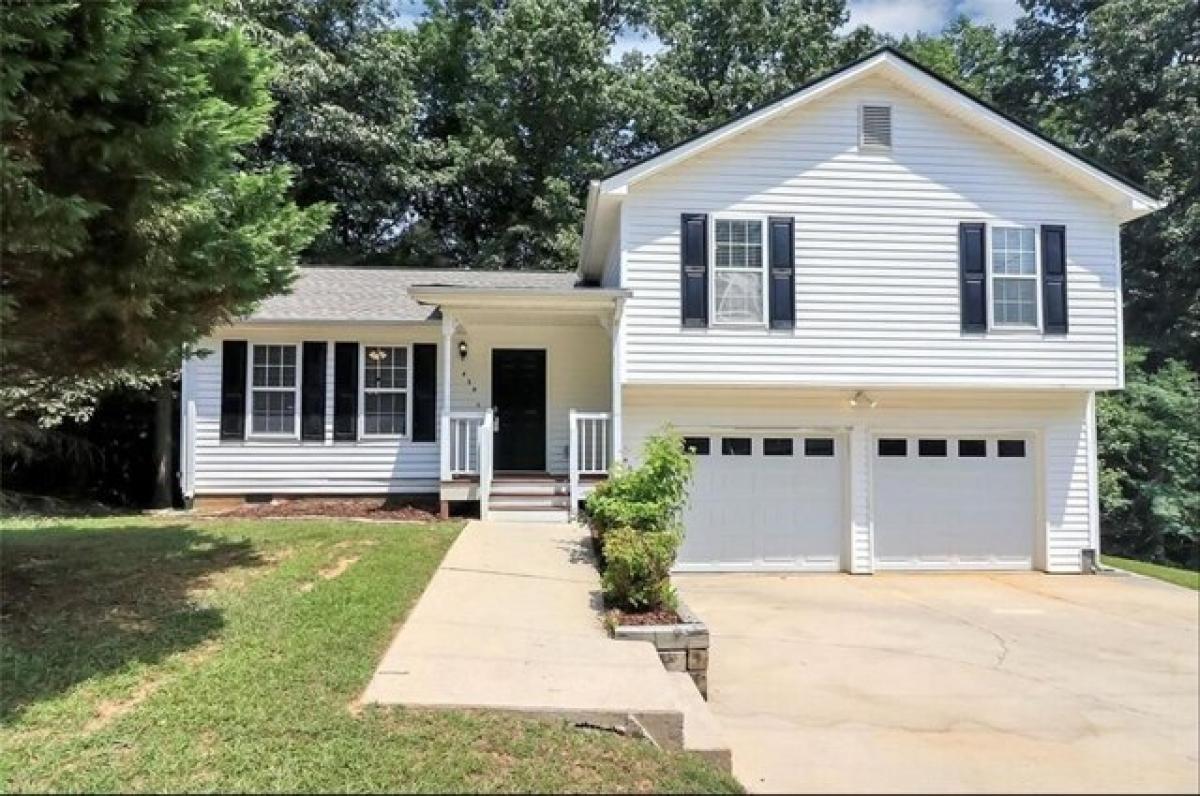 Picture of Home For Sale in Temple, Georgia, United States