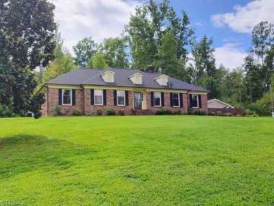 Home For Sale in Walnut Cove, North Carolina