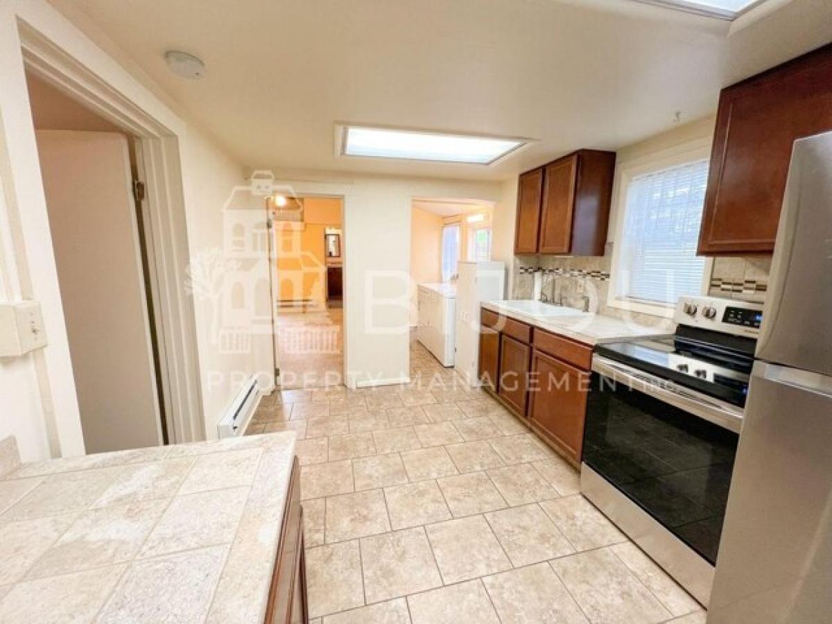 Picture of Apartment For Rent in Colorado Springs, Colorado, United States