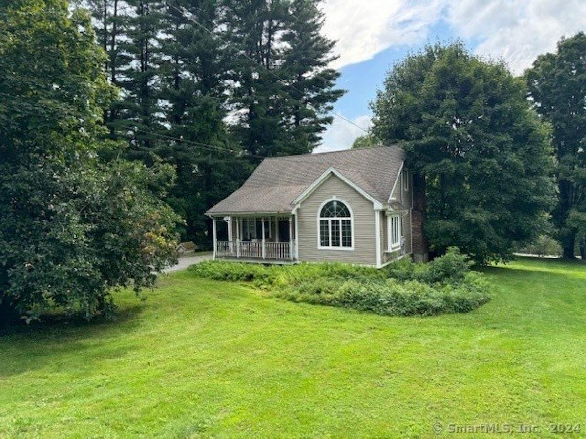 Picture of Home For Sale in Haddam, Connecticut, United States