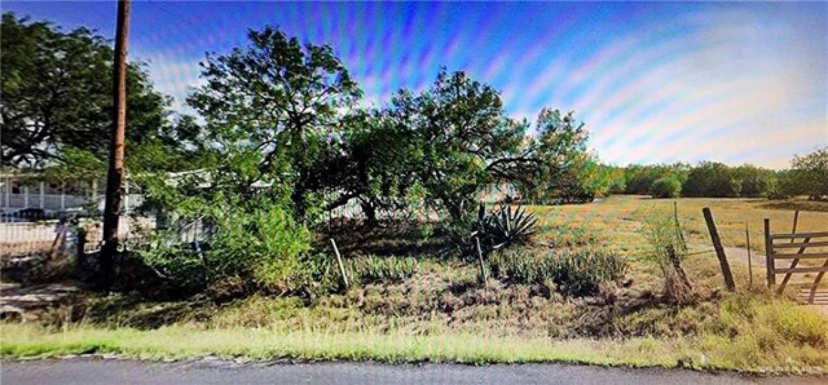 Picture of Residential Land For Sale in Pharr, Texas, United States