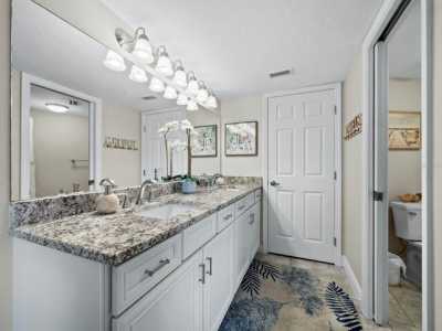 Home For Sale in Longboat Key, Florida