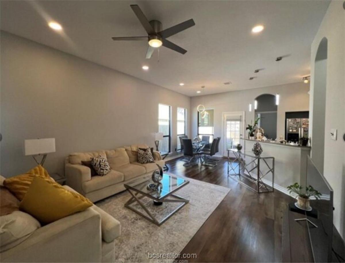 Picture of Home For Rent in College Station, Texas, United States