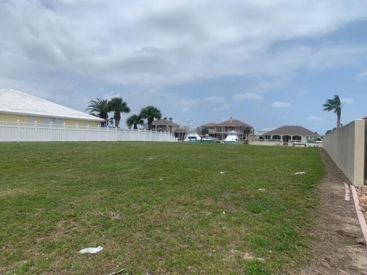 Picture of Residential Land For Sale in Aransas Pass, Texas, United States