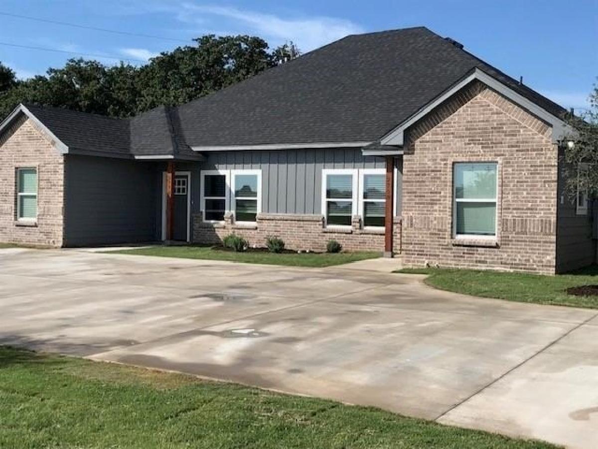 Picture of Home For Rent in Granbury, Texas, United States