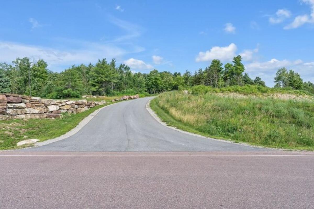 Picture of Residential Land For Sale in Shelburne, Vermont, United States