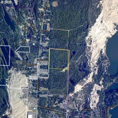 Residential Land For Sale in Florence, Oregon