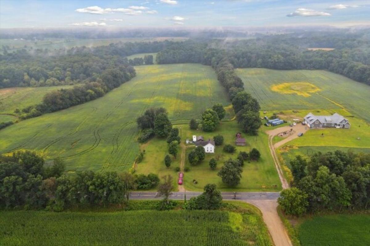 Picture of Home For Sale in Tekonsha, Michigan, United States