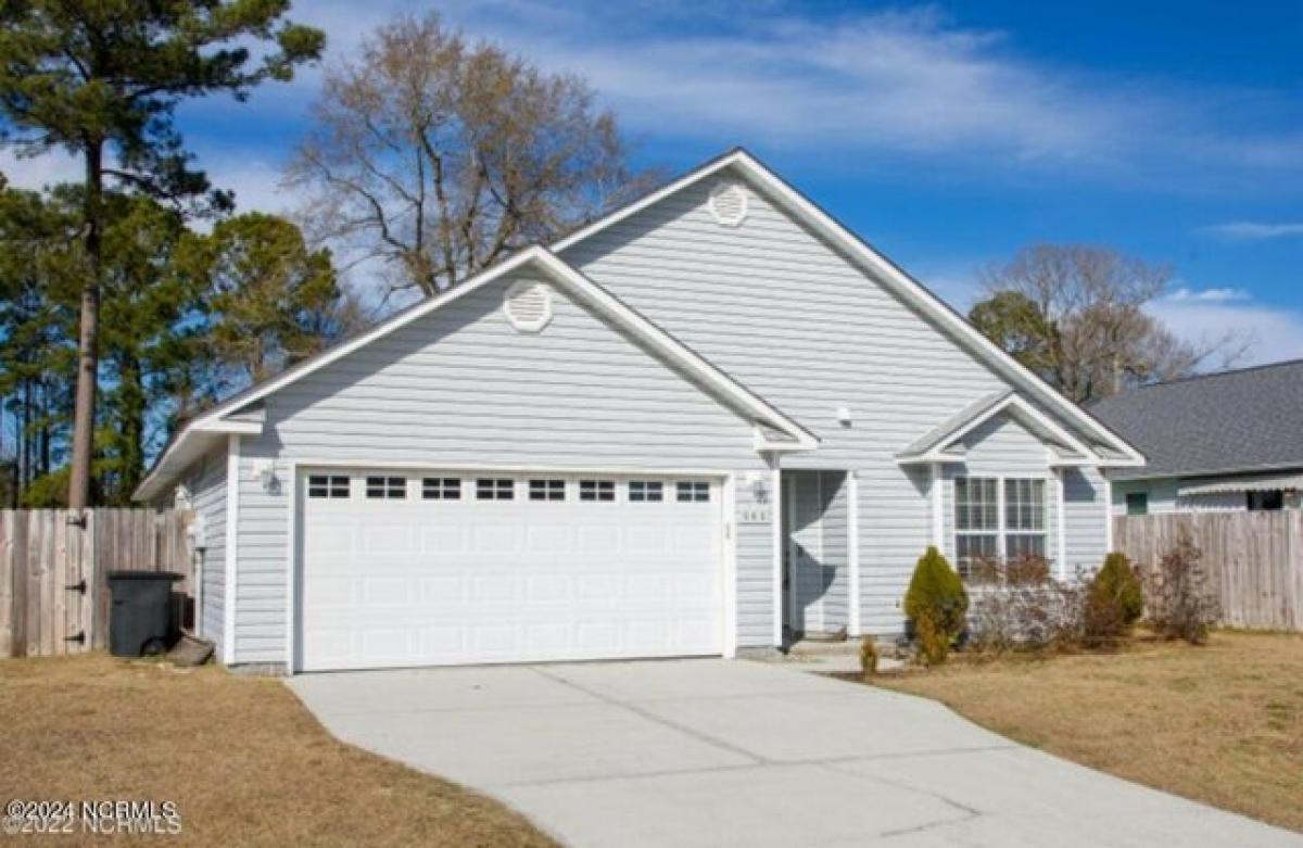 Picture of Home For Sale in Hubert, North Carolina, United States