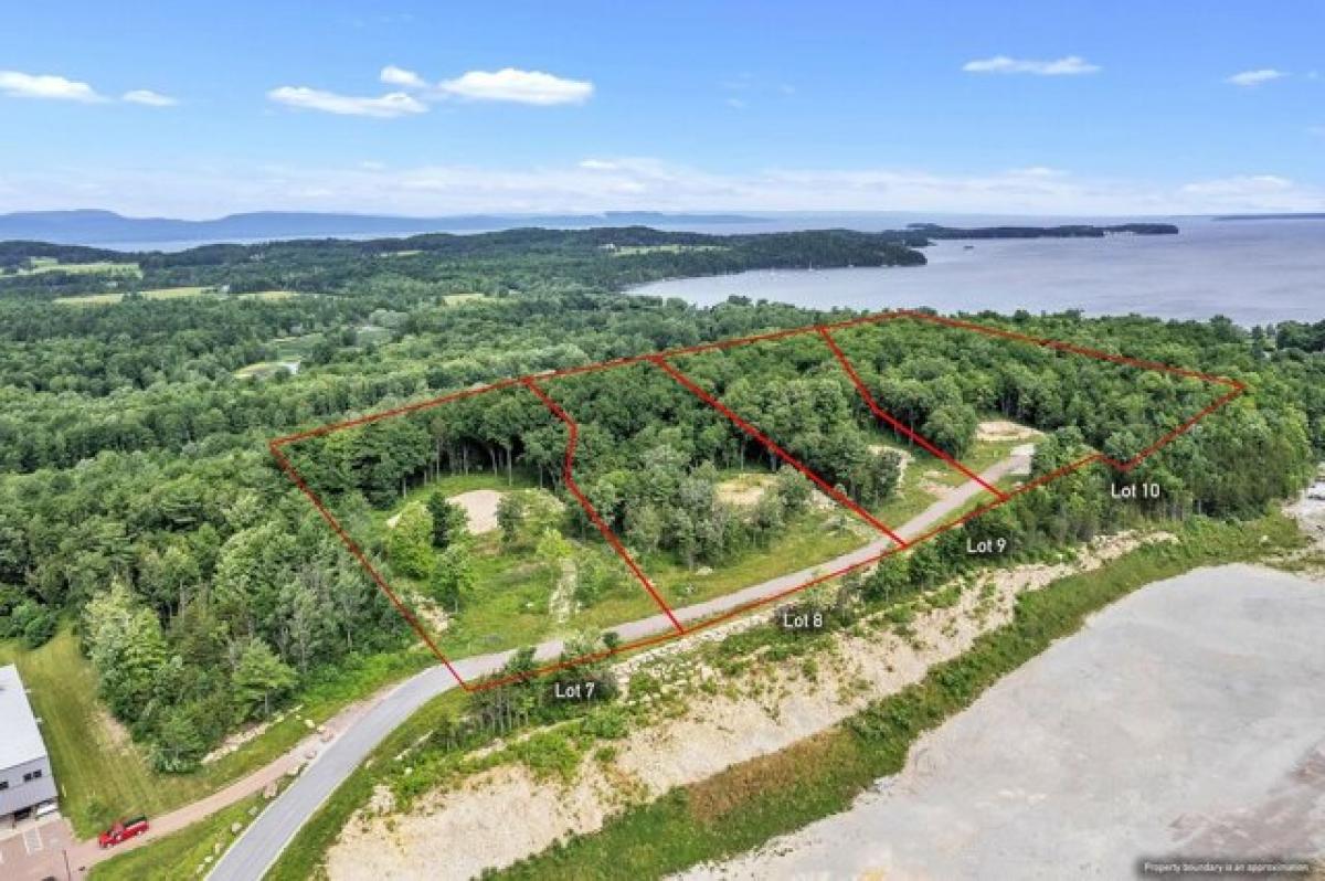 Picture of Residential Land For Sale in Shelburne, Vermont, United States