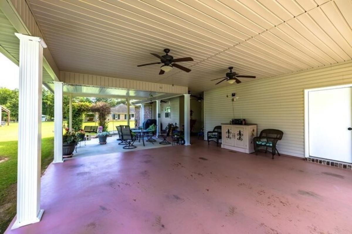 Picture of Home For Sale in Picayune, Mississippi, United States