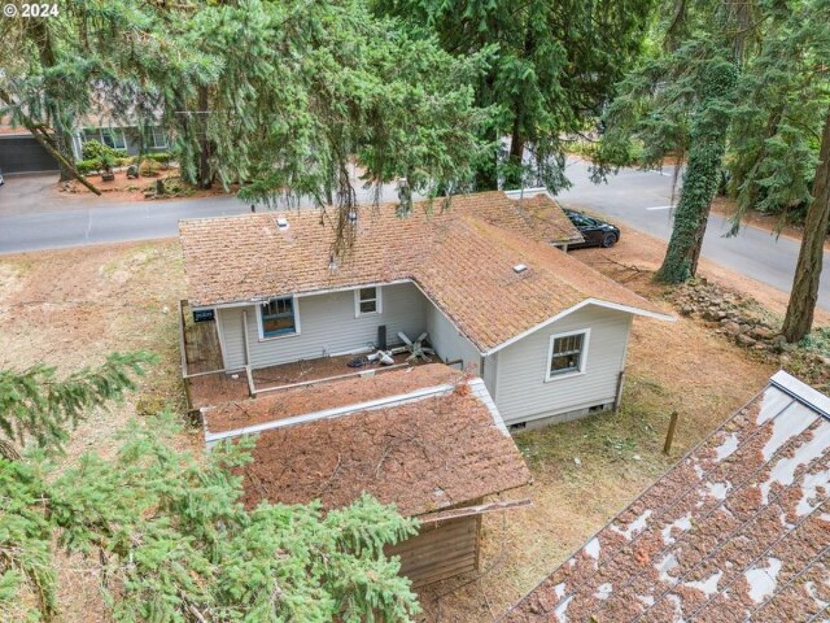 Picture of Residential Land For Sale in Lake Oswego, Oregon, United States