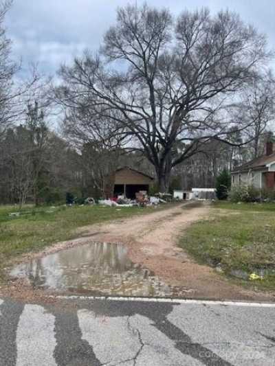 Home For Sale in China Grove, North Carolina