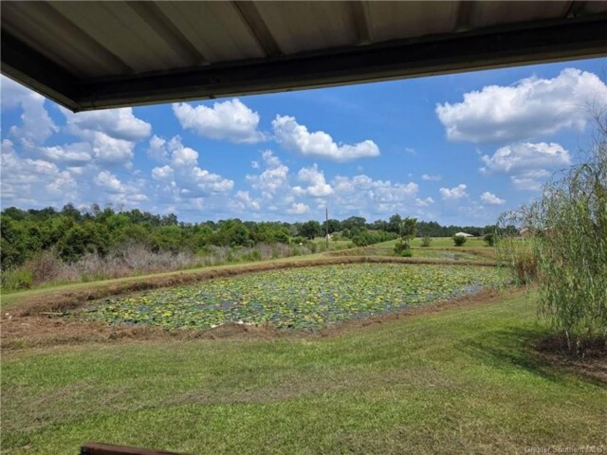 Picture of Home For Sale in Dequincy, Louisiana, United States