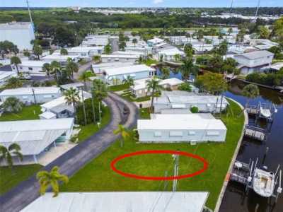 Residential Land For Sale in Saint Petersburg, Florida