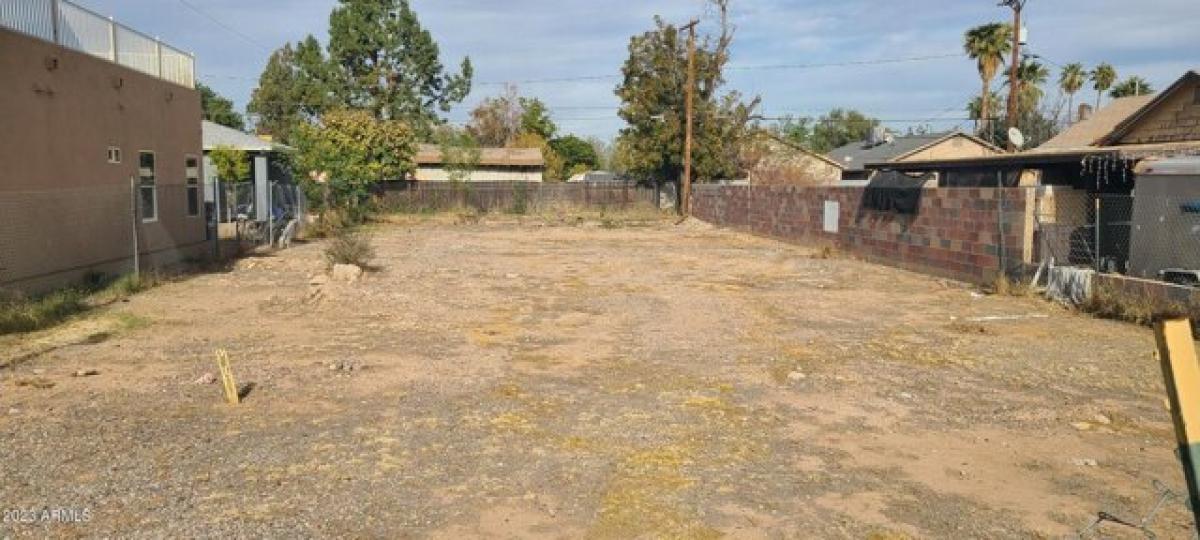 Picture of Residential Land For Sale in Phoenix, Arizona, United States