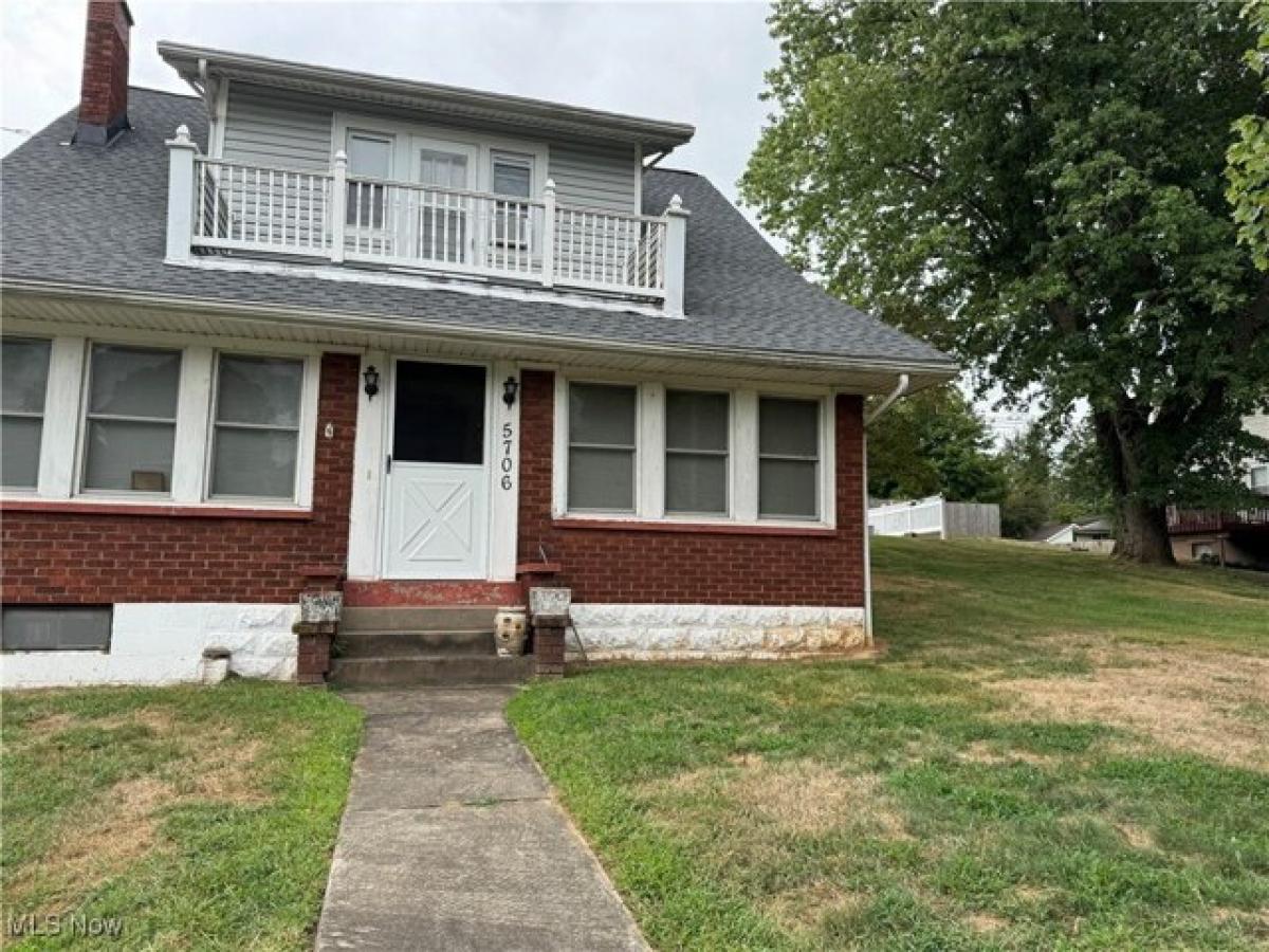 Picture of Home For Sale in Vienna, West Virginia, United States