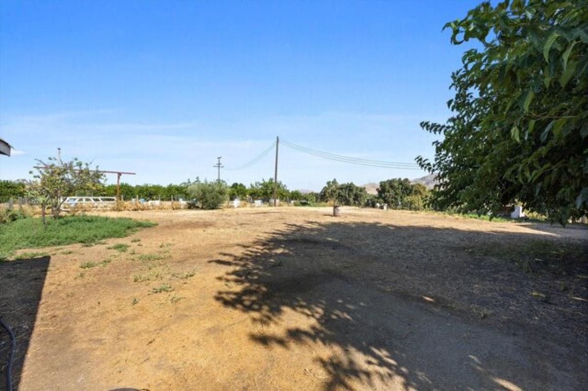 Picture of Home For Sale in Porterville, California, United States