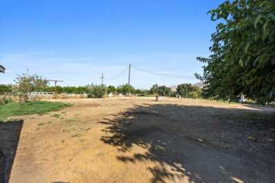 Home For Sale in Porterville, California