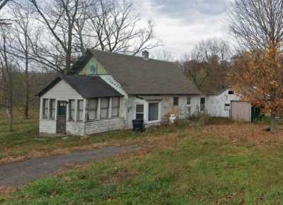 Home For Sale in Wolcott, New York