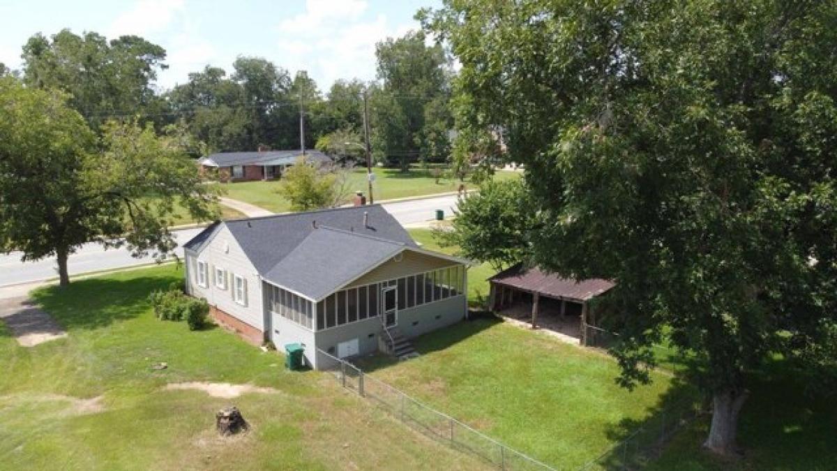 Picture of Home For Sale in Leesburg, Georgia, United States