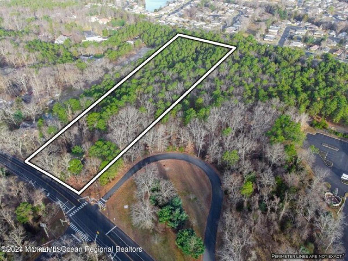 Picture of Residential Land For Sale in Toms River, New Jersey, United States