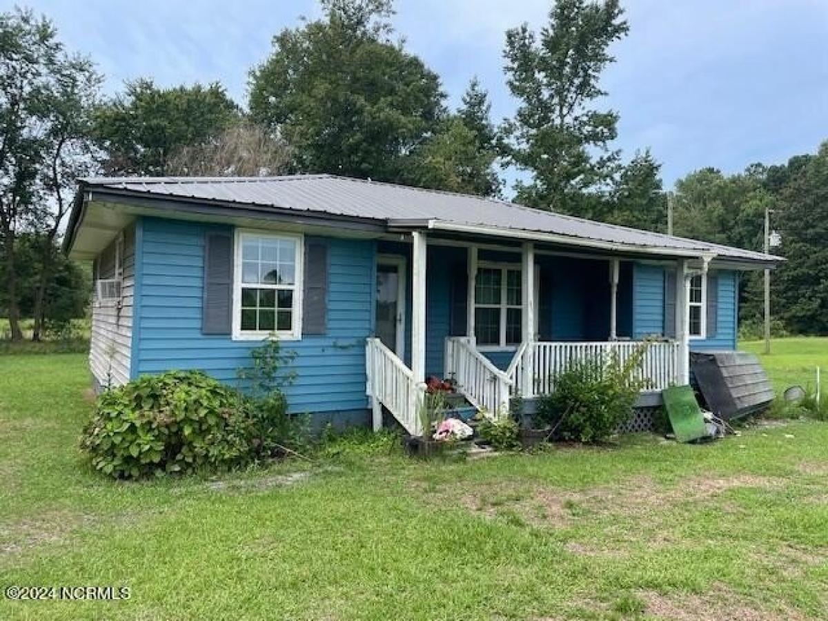 Picture of Home For Sale in Bladenboro, North Carolina, United States