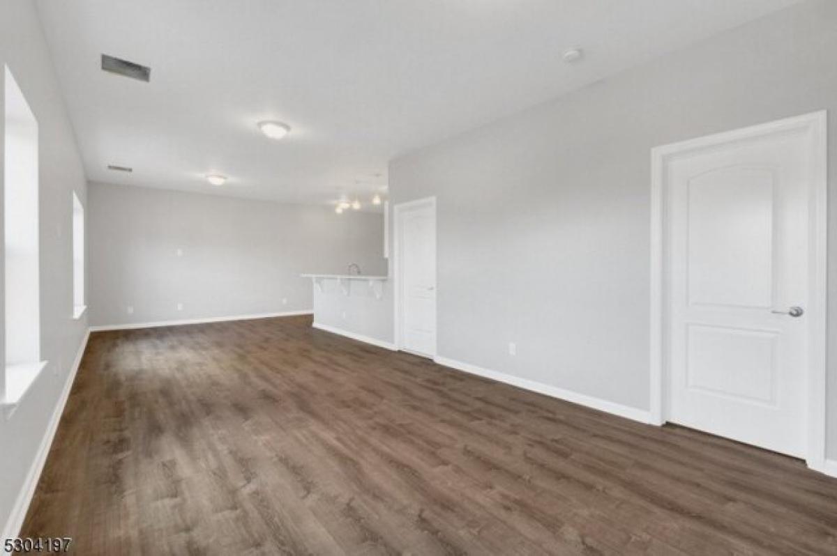 Picture of Apartment For Rent in Montclair, New Jersey, United States