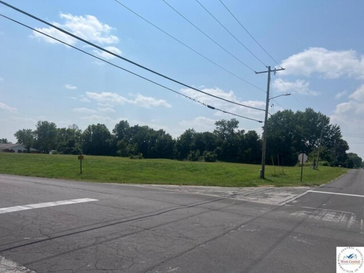 Picture of Residential Land For Sale in Sedalia, Missouri, United States