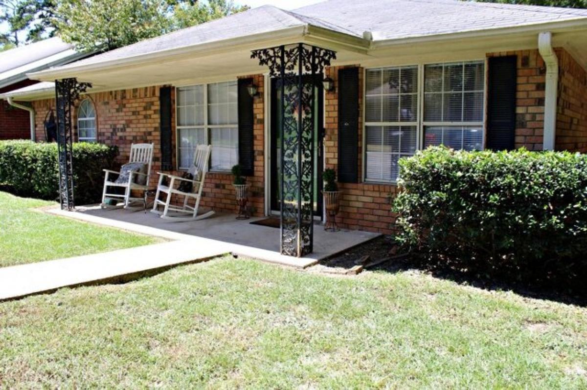 Picture of Home For Sale in Jasper, Texas, United States