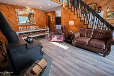 Home For Sale in Lake Ariel, Pennsylvania