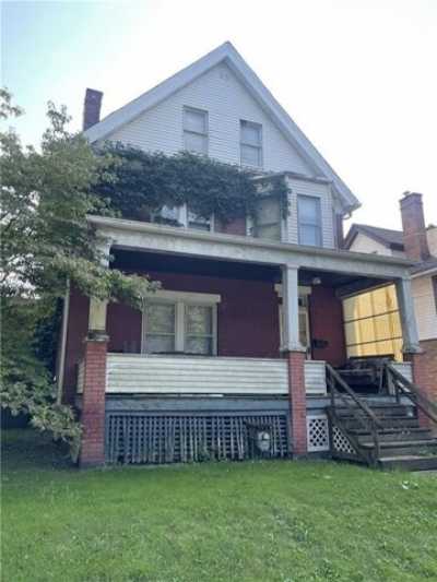 Home For Sale in Aliquippa, Pennsylvania