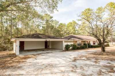 Home For Sale in Waycross, Georgia