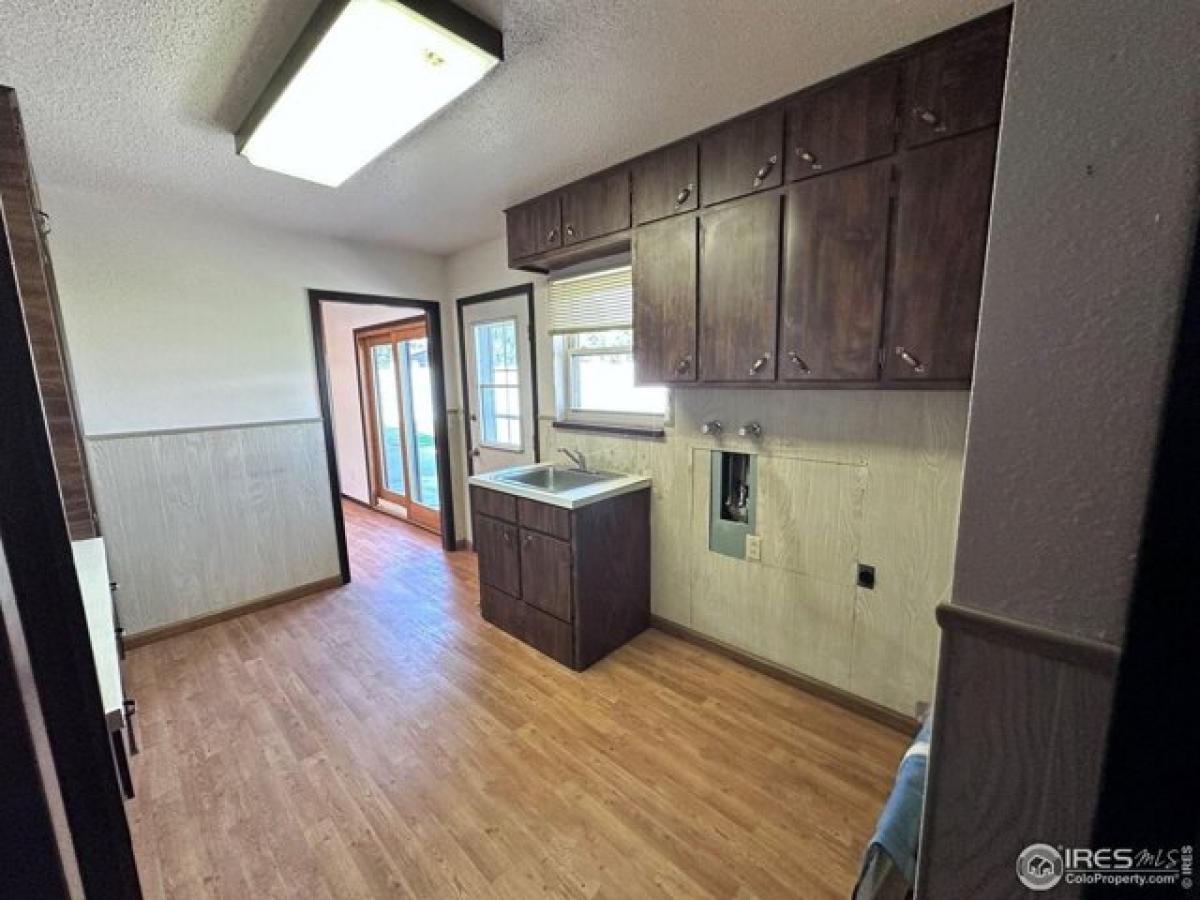 Picture of Home For Sale in Burlington, Colorado, United States