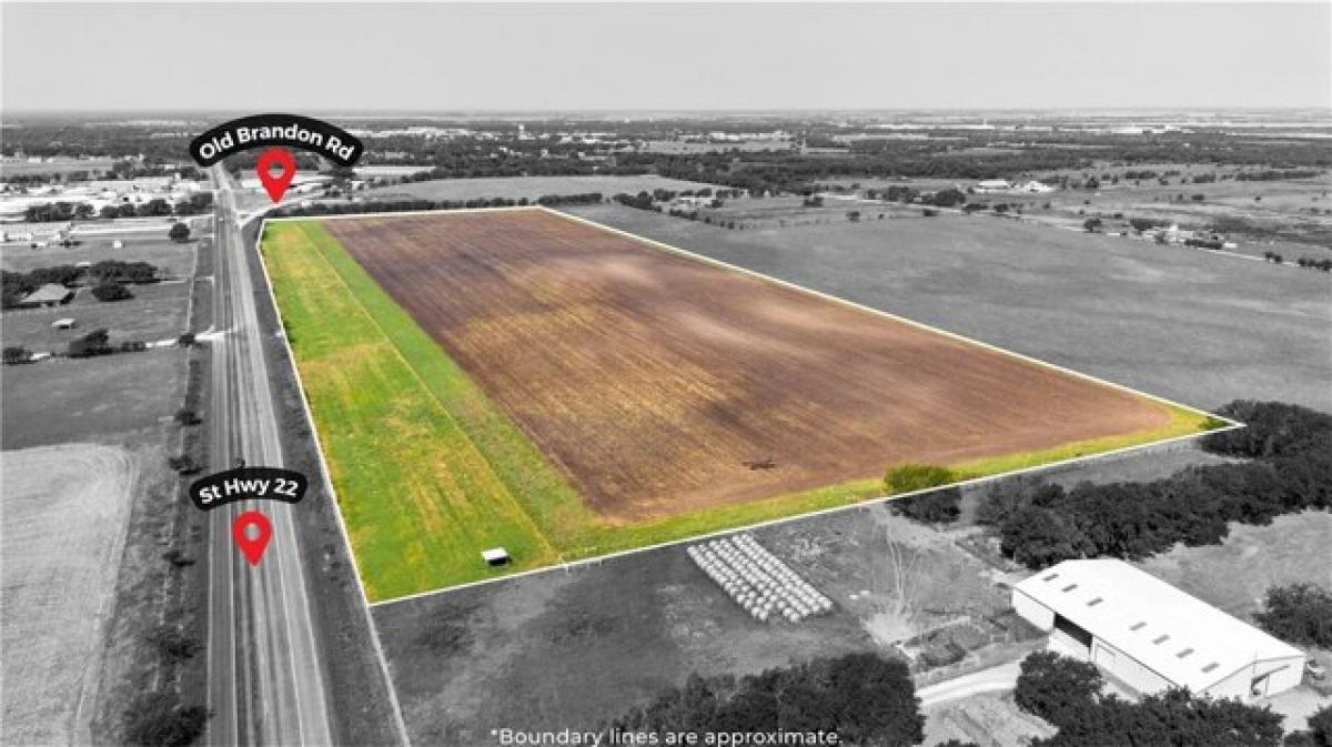 Picture of Residential Land For Sale in Hillsboro, Texas, United States