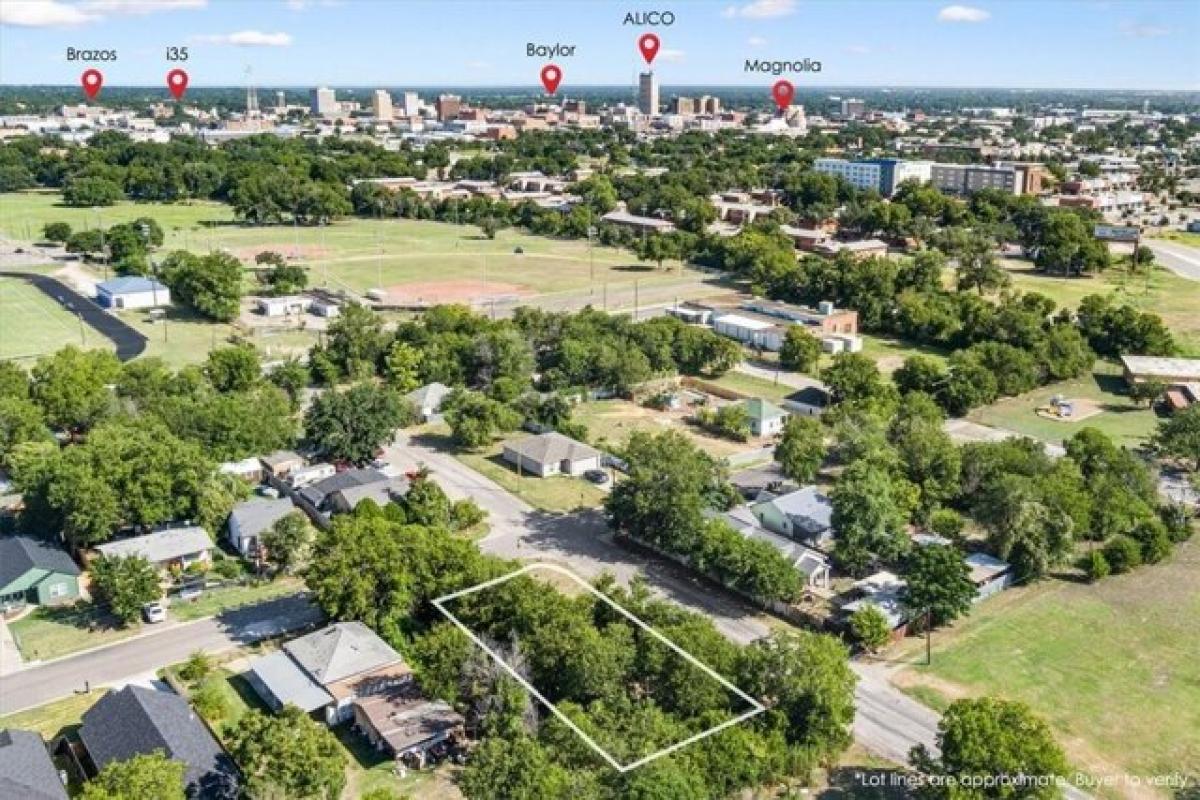 Picture of Residential Land For Sale in Waco, Texas, United States