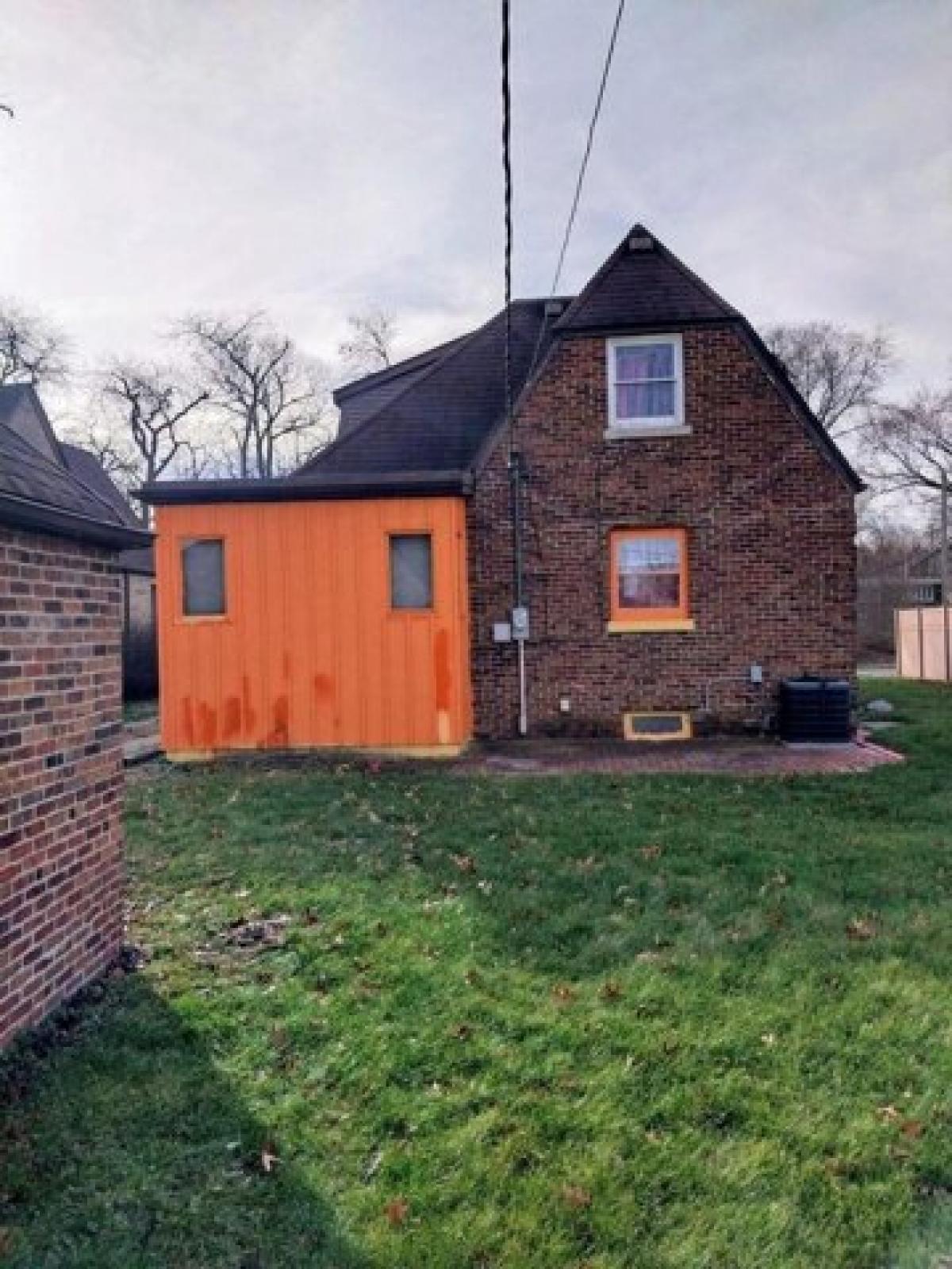 Picture of Home For Sale in Calumet City, Illinois, United States