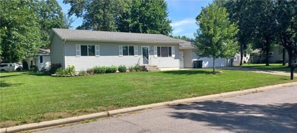 Picture of Home For Sale in Cold Spring, Minnesota, United States